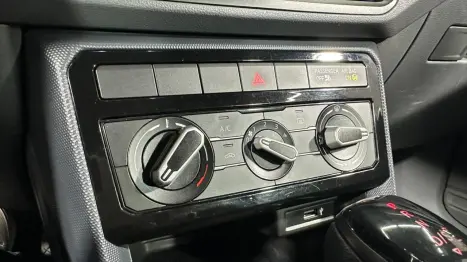 VOLKSWAGEN T-Cross 1.0 4P 200 TSI FLEX, Foto 11