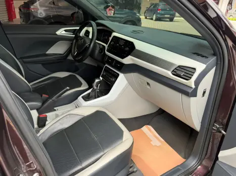 VOLKSWAGEN T-Cross 1.4 4P 250 TSI FLEX HIGHLINE AUTOM�TICO, Foto 13