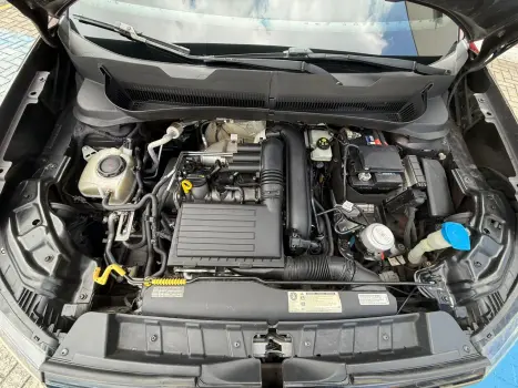 VOLKSWAGEN T-Cross 1.4 4P 250 TSI FLEX HIGHLINE AUTOM�TICO, Foto 19