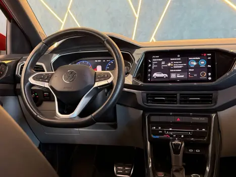 VOLKSWAGEN T-Cross 1.4 4P 250 TSI FLEX HIGHLINE AUTOM�TICO, Foto 8