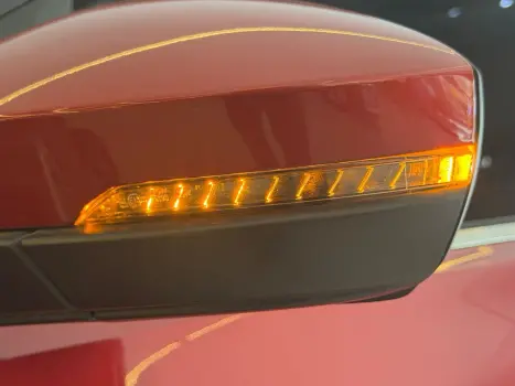 VOLKSWAGEN T-Cross 1.4 4P 250 TSI FLEX HIGHLINE AUTOM�TICO, Foto 23