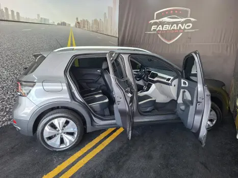 VOLKSWAGEN T-Cross 1.4 4P 250 TSI FLEX HIGHLINE AUTOM�TICO, Foto 13