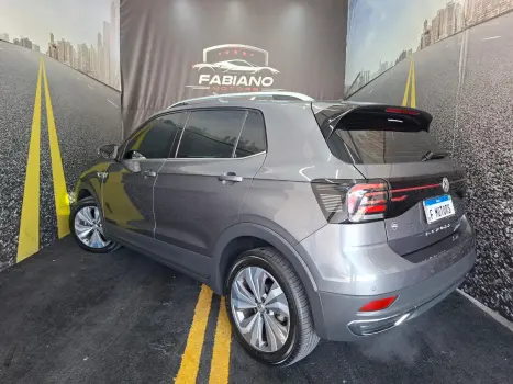 VOLKSWAGEN T-Cross 1.4 4P 250 TSI FLEX HIGHLINE AUTOM�TICO, Foto 17