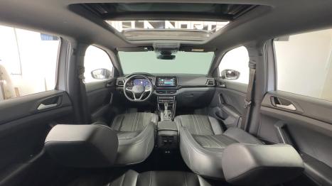 VOLKSWAGEN T-Cross 1.4 4P 250 TSI FLEX HIGHLINE AUTOM�TICO, Foto 9