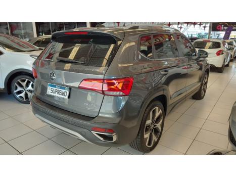 VOLKSWAGEN Taos 1.4 16V 4P FLEX 250 TSI HIGHLINE AUTOM�TICO, Foto 4