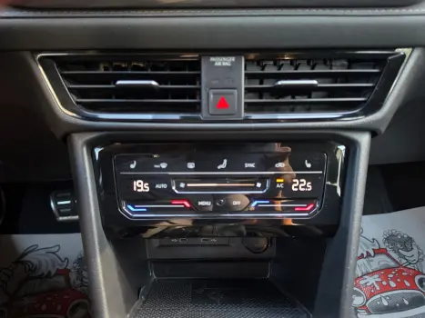 VOLKSWAGEN Taos 1.4 16V 4P FLEX 250 TSI HIGHLINE AUTOM�TICO, Foto 9