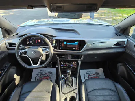 VOLKSWAGEN Taos 1.4 16V 4P FLEX 250 TSI HIGHLINE AUTOM�TICO, Foto 14