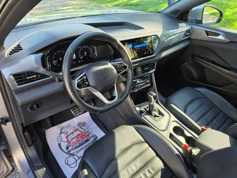 VOLKSWAGEN Taos 1.4 16V 4P FLEX 250 TSI HIGHLINE AUTOM�TICO, Foto 17