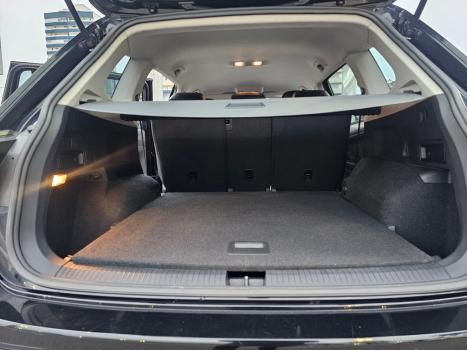VOLKSWAGEN Tiguan 1.4 250 TSI TOTAL FLEX ALLSPACE COMFORTLINE TURBO AUTOM�TICO TIPTRONIC, Foto 9