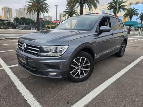 VOLKSWAGEN Tiguan 1.4 250 TSI TOTAL FLEX ALLSPACE COMFORTLINE TURBO AUTOM�TICO TIPTRONIC, Foto 2