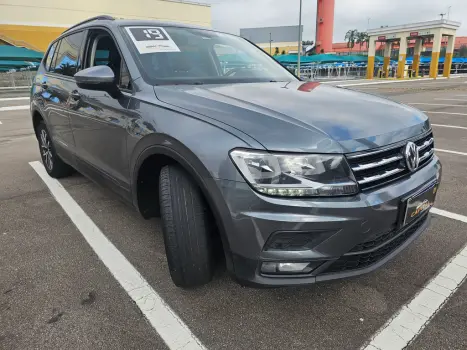 VOLKSWAGEN Tiguan 1.4 250 TSI TOTAL FLEX ALLSPACE COMFORTLINE TURBO AUTOM�TICO TIPTRONIC, Foto 7