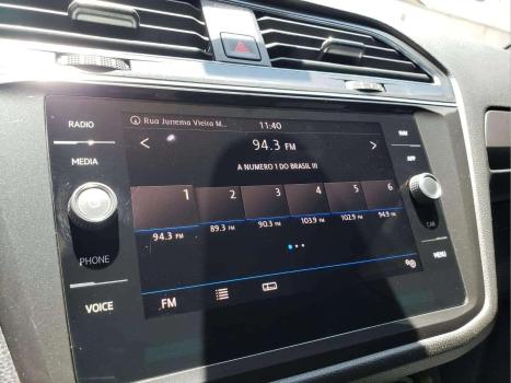 VOLKSWAGEN Tiguan 2.0 16V 4P TSI 4WD TURBO AUTOM�TICO, Foto 10