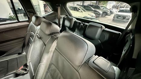 VOLKSWAGEN Tiguan 2.0 350 TSI TOTAL FLEX ALLSPACE R-LINE 4-MOTION TURBO AUTOM�TICO DSG, Foto 18