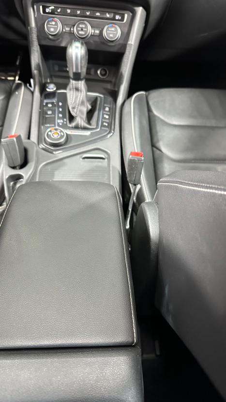 VOLKSWAGEN Tiguan 2.0 350 TSI TOTAL FLEX ALLSPACE R-LINE 4-MOTION TURBO AUTOM�TICO DSG, Foto 37