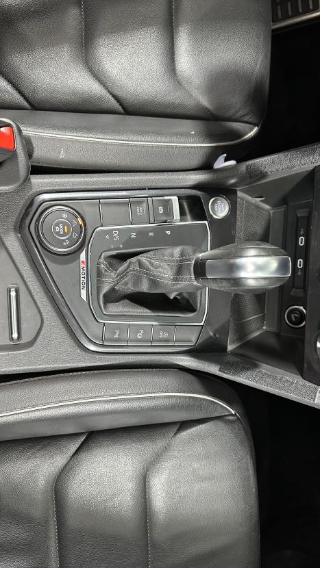 VOLKSWAGEN Tiguan 2.0 350 TSI TOTAL FLEX ALLSPACE R-LINE 4-MOTION TURBO AUTOM�TICO DSG, Foto 41