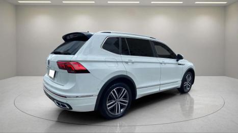 VOLKSWAGEN Tiguan 2.0 16V 4P TSI 300 TURBO R-LINE AUTOM�TICO, Foto 3