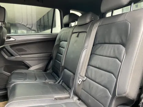 VOLKSWAGEN Tiguan 2.0 16V 4P TSI 350 TURBO R-LINE 4MOTION DSG AUTOM�TICO, Foto 10