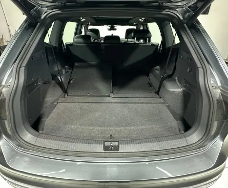 VOLKSWAGEN Tiguan 2.0 350 TSI TOTAL FLEX ALLSPACE R-LINE 4-MOTION TURBO AUTOM�TICO DSG, Foto 26