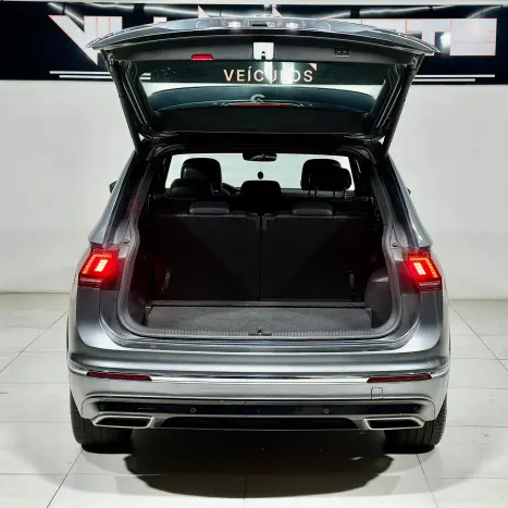 VOLKSWAGEN Tiguan 2.0 350 TSI TOTAL FLEX ALLSPACE R-LINE 4-MOTION TURBO AUTOM�TICO DSG, Foto 27