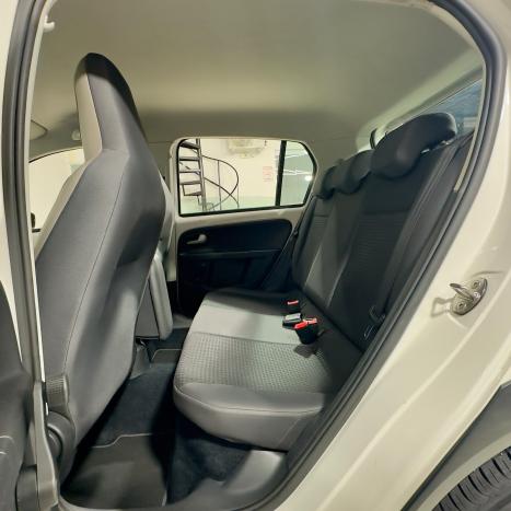 VOLKSWAGEN UP 1.0 12V 4P FLEX HIGH I-MOTION AUTOMATIZADO, Foto 20