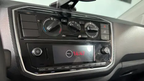 VOLKSWAGEN UP 1.0 4P FLEX 170 TSI XTREME, Foto 14