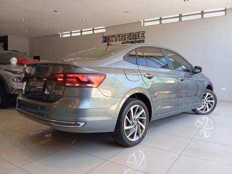 VOLKSWAGEN Virtus 1.0 4P 200 TSI FLEX HIGHLINE AUTOM�TICO, Foto 3
