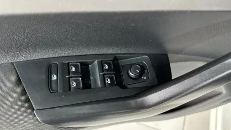 VOLKSWAGEN Virtus 1.0 4P 170 TSI AUTOM�TICO, Foto 18