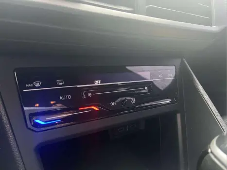 VOLKSWAGEN Virtus 1.4 4P 250 TSI EXCLUSIVE AUTOM�TICO, Foto 13