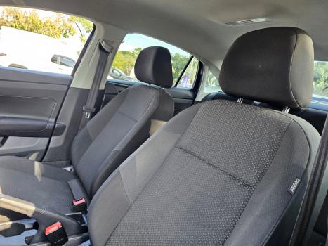 VOLKSWAGEN Virtus 1.6 4P MSI FLEX AUTOM�TICO, Foto 3