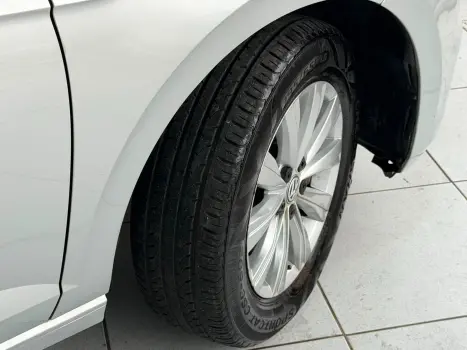 VOLKSWAGEN Virtus 1.0 4P 200 TSI FLEX COMFORTLINE AUTOM�TICO, Foto 17