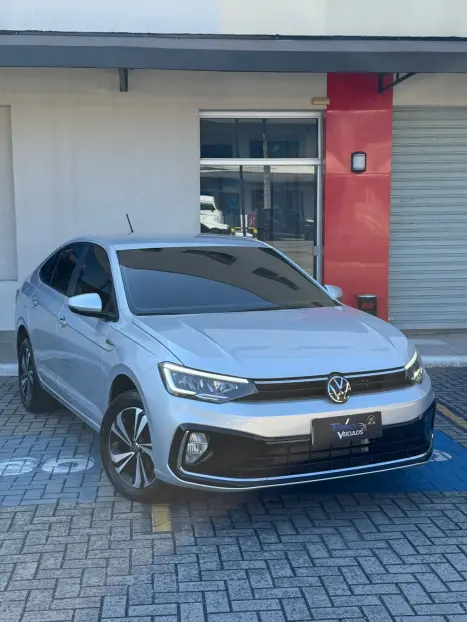 VOLKSWAGEN Virtus 1.0 4P 200 TSI FLEX COMFORTLINE AUTOM�TICO, Foto 2