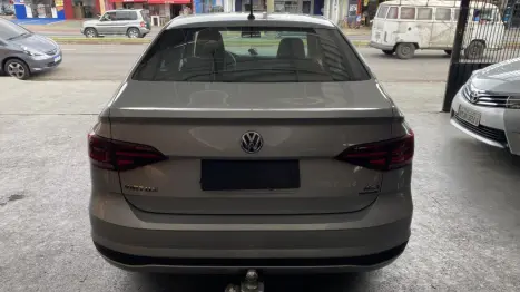 VOLKSWAGEN Virtus 1.6 4P MSI FLEX AUTOM�TICO, Foto 4