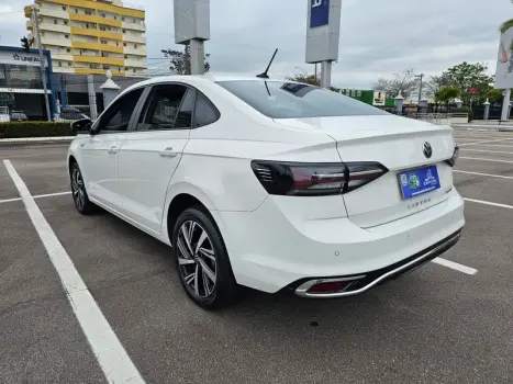 VOLKSWAGEN Virtus 1.0 4P 200 TSI FLEX HIGHLINE AUTOMÁTICO, Foto 8