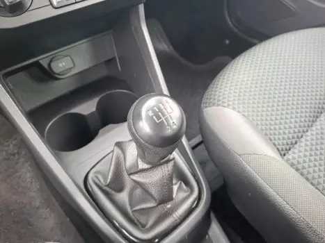 VOLKSWAGEN Voyage 1.0 4P FLEX, Foto 8