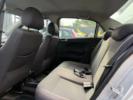 VOLKSWAGEN Voyage 1.6 4P FLEX HIGHLINE, Foto 6