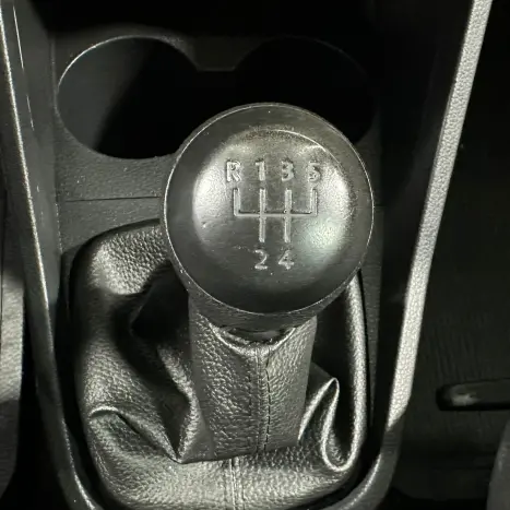 VOLKSWAGEN Voyage 1.0 4P FLEX, Foto 10