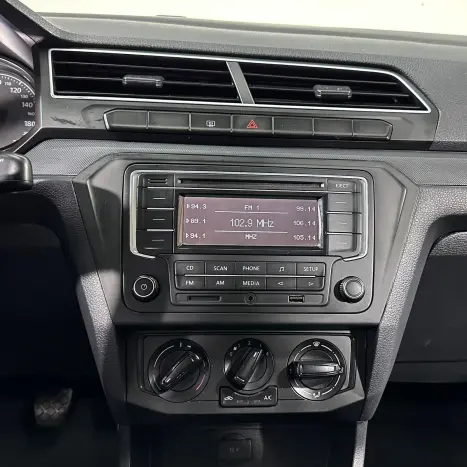 VOLKSWAGEN Voyage 1.0 4P FLEX, Foto 13