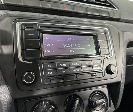 VOLKSWAGEN Voyage 1.0 4P FLEX, Foto 16