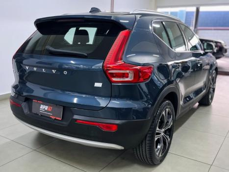 VOLVO XC40 1.5 16V 4P T5 RECHARGE HBRIDO INSCRIPTION GEARTRONIC AUTOMTICO, Foto 4