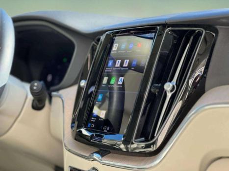 VOLVO XC60 2.0 16V 4P T8 RECHARGE H�BRIDO PLUS AWD TURBO GEARTRONIC AUTOM�TICO, Foto 7