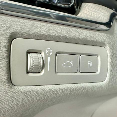 VOLVO XC60 2.0 16V 4P T8 HYBRID INSCRIPTION AWD GEARTRONIC AUTOM�TICO, Foto 34