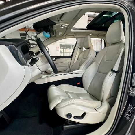 VOLVO XC60 2.0 16V 4P T8 HYBRID INSCRIPTION AWD GEARTRONIC AUTOM�TICO, Foto 36