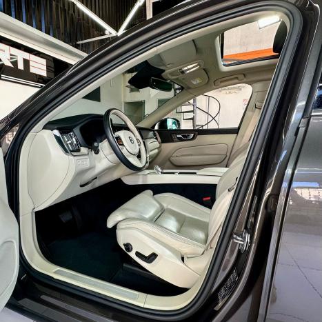 VOLVO XC60 2.0 16V 4P T8 HYBRID INSCRIPTION AWD GEARTRONIC AUTOM�TICO, Foto 37