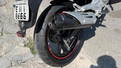 YAMAHA Fazer 600 N, Foto 8
