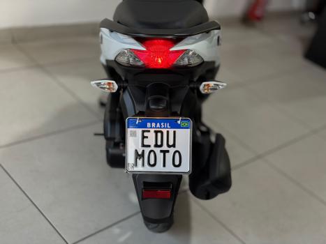 YAMAHA Fluo 125 ABS, Foto 9