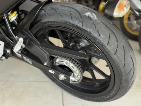 YAMAHA FZ 15 Fazer ABS, Foto 9