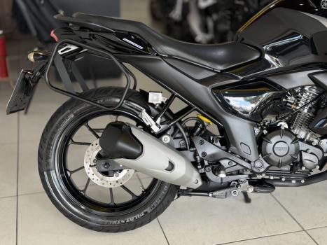 YAMAHA FZ 15 Fazer ABS, Foto 7