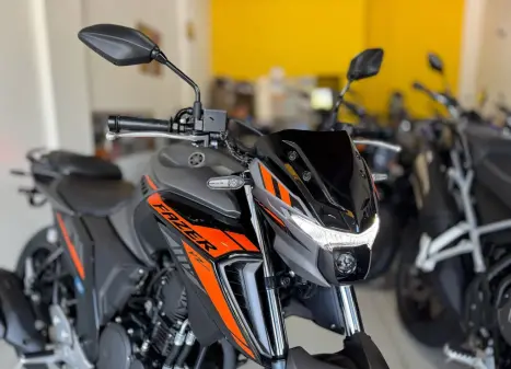 YAMAHA FZ 25 250 Fazer Flex , Foto 3