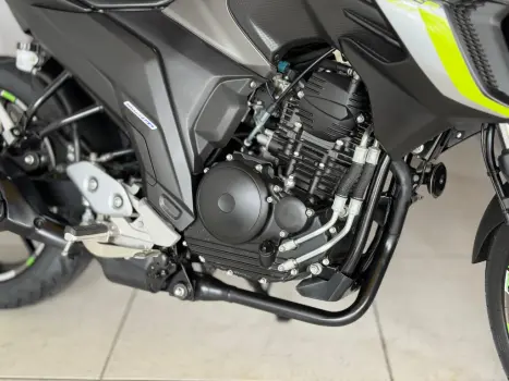 YAMAHA FZ 25 250 Fazer Flex , Foto 4