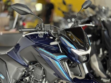 YAMAHA FZ 25 250 Fazer Flex , Foto 2
